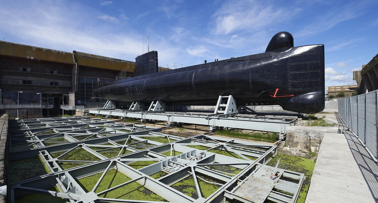 le sous-marin flore à lorient vue d'extérieur